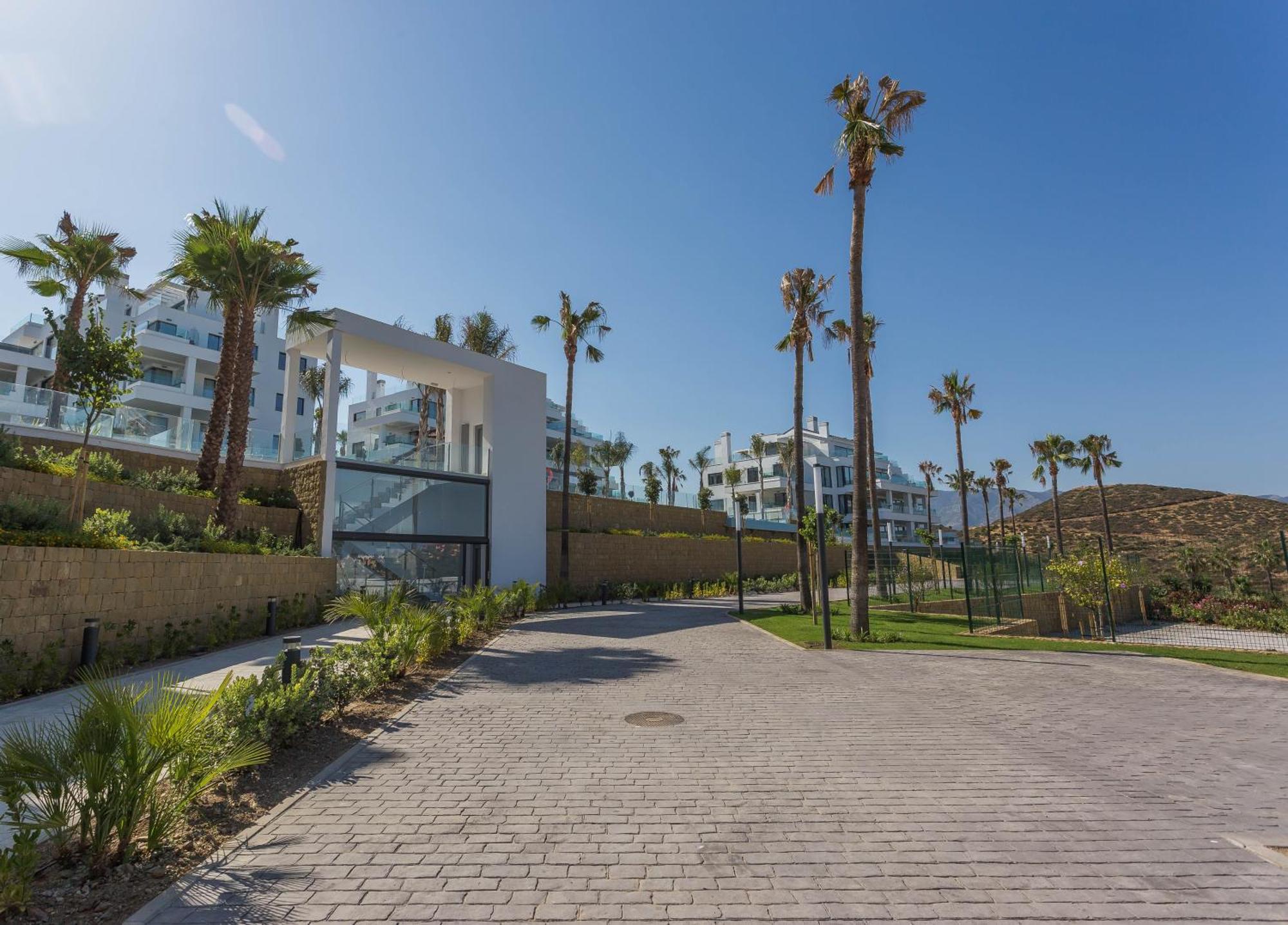 Luxury 2Br Seaviews - Santa Barbara Heights Apartman Fuengirola Kültér fotó