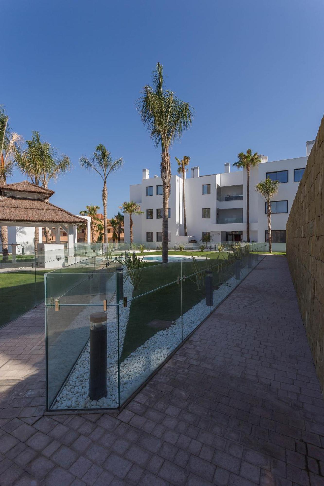 Luxury 2Br Seaviews - Santa Barbara Heights Apartman Fuengirola Kültér fotó