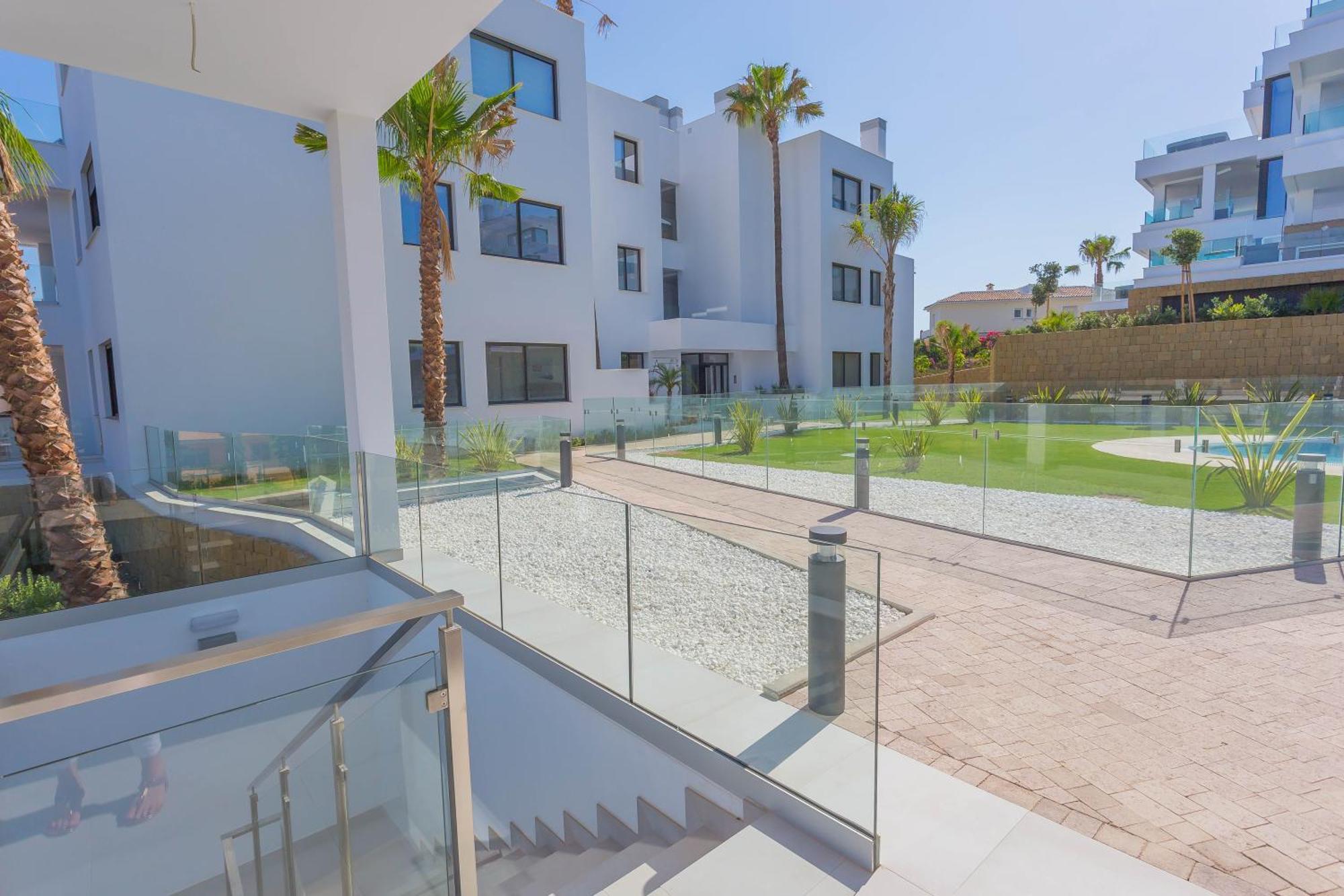 Luxury 2Br Seaviews - Santa Barbara Heights Apartman Fuengirola Kültér fotó