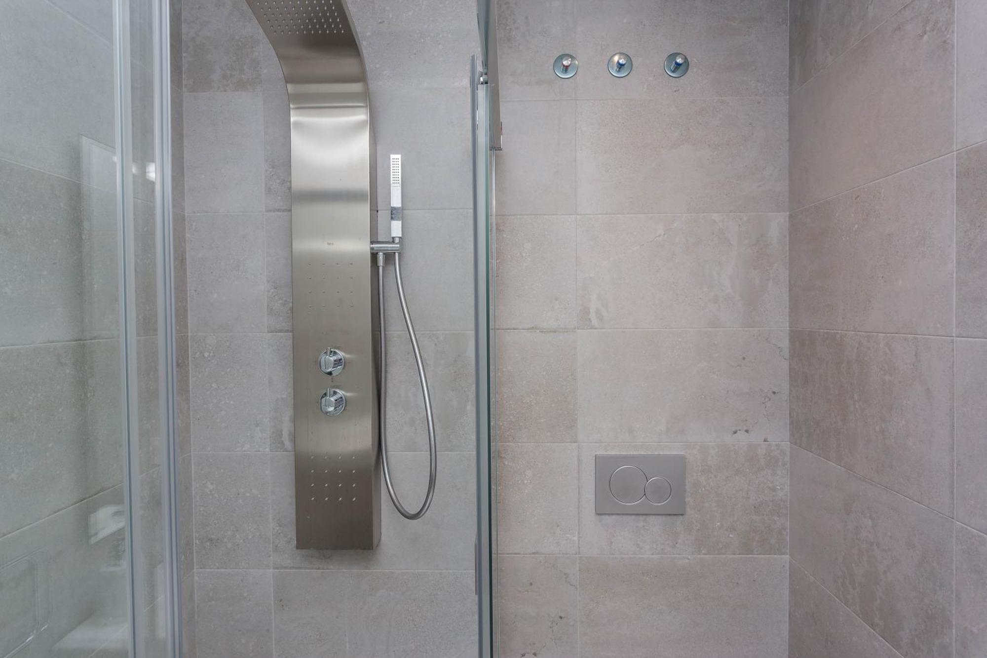 Luxury 2Br Seaviews - Santa Barbara Heights Apartman Fuengirola Kültér fotó