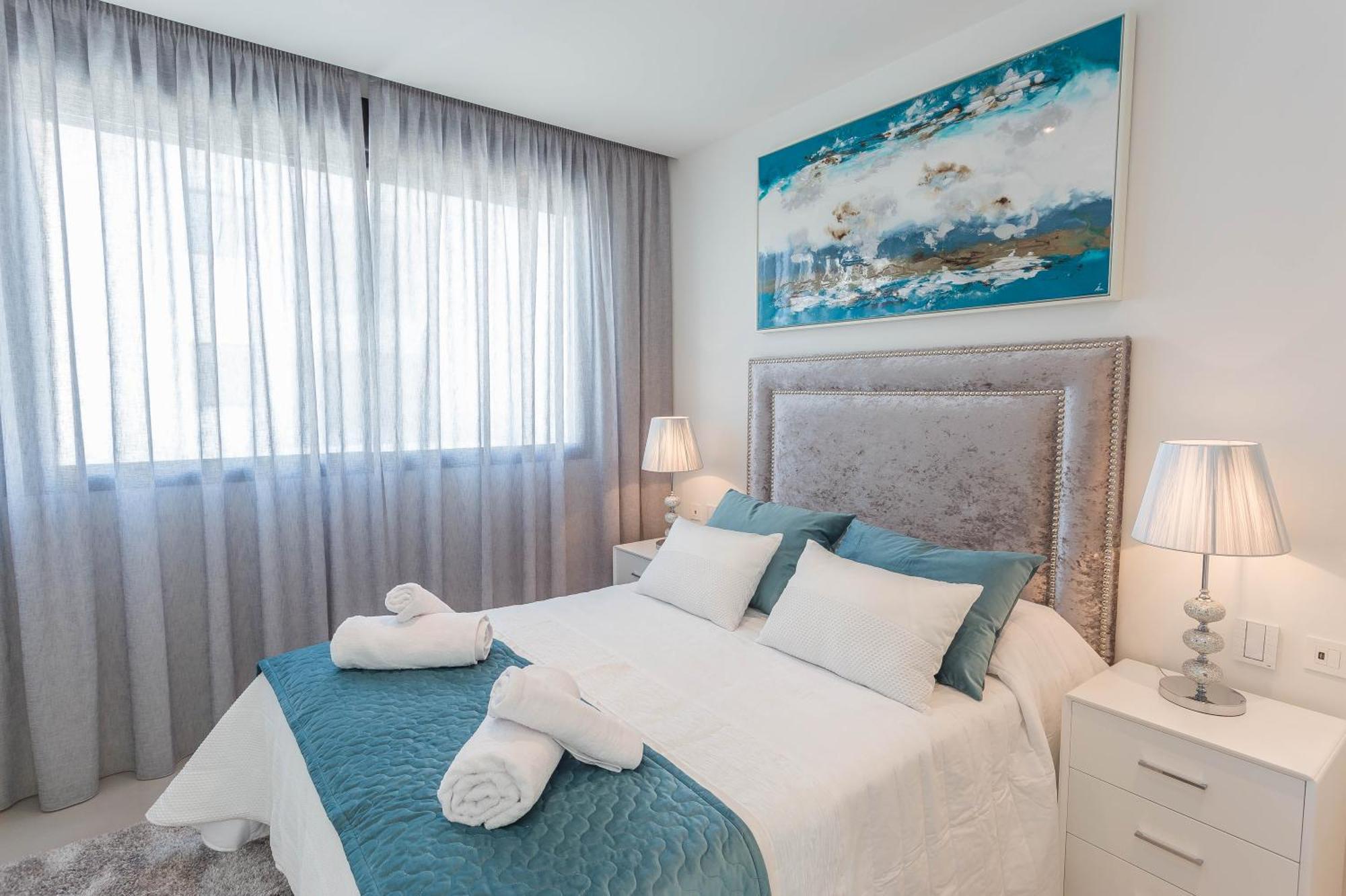 Luxury 2Br Seaviews - Santa Barbara Heights Apartman Fuengirola Kültér fotó