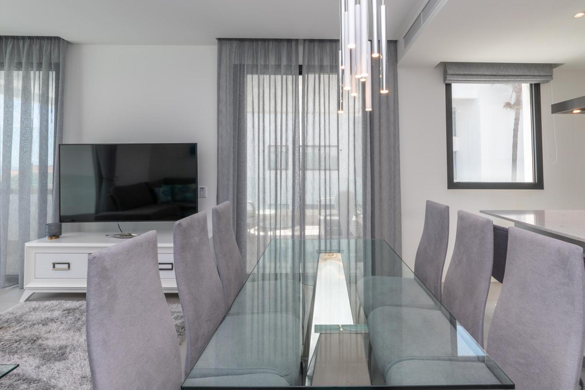 Luxury 2Br Seaviews - Santa Barbara Heights Apartman Fuengirola Kültér fotó